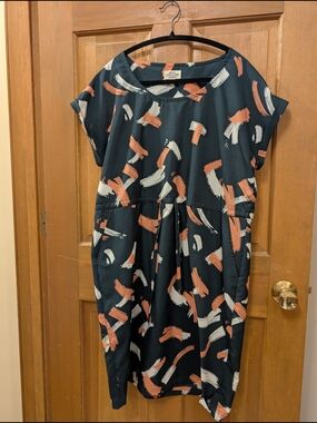 Forest Green Brushstroke Print Midi Dress with Coral & Cream Accents.